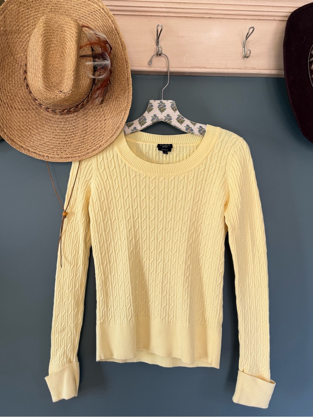 Talbots Pima cotton Pale Yellow Cable-Knit Crewneck Sweater sz small